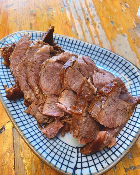 卤牛肉这样做，酱香十足、香气诱人，让人大口吃肉的感觉非常爽！