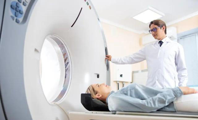 体内有癌，手指先知？注意：手指出现这些症状，要注意疾病信号