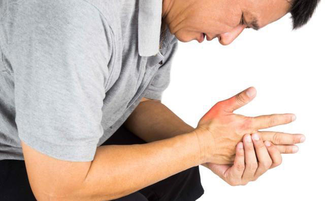 体内有癌，手指先知？注意：手指出现这些症状，要注意疾病信号