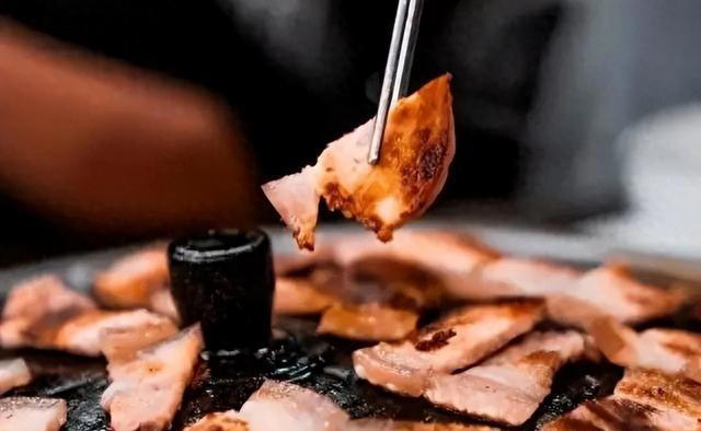 年龄越大，越要多吃肉? 医生建议：55岁之后，3种肉可以多吃