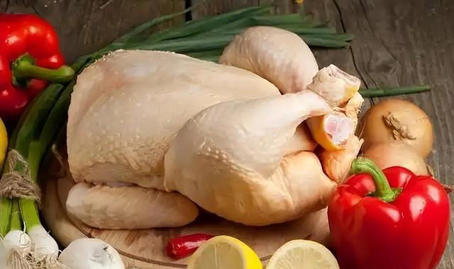 年龄越大，越要多吃肉？医生建议：55岁之后，3种肉可以多吃