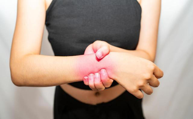 脑梗后还能活多久？医生坦言：关键看这4点，很多人仍有长寿机会