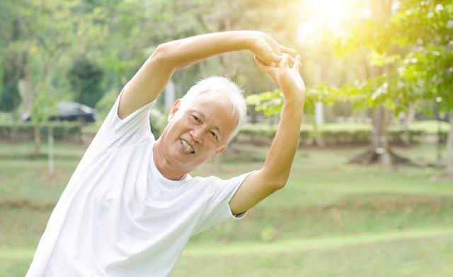 原来，65岁～75岁这十年，坚持12个“好习惯”才是惜命最好的方式