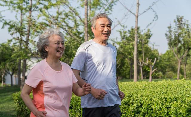 原来，65岁～75岁这十年，坚持12个“好习惯”才是惜命最好的方式