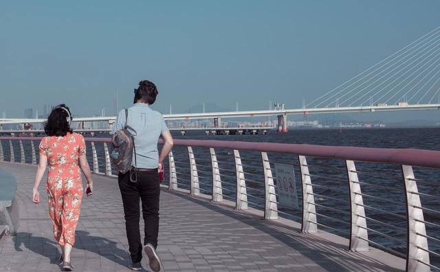 寿命长不长，走路有暗示？走得越快的人活得越久？来看看医生咋说