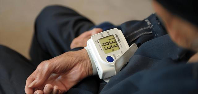 高血压最终都会走向脑出血？提醒：没有这些症状，脑血管还算健康