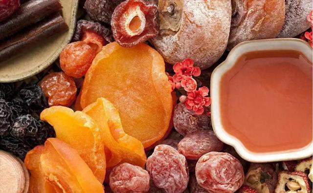 尿毒症的人越来越多，医生告诫：4种食物尽量少吃，肾会感激你