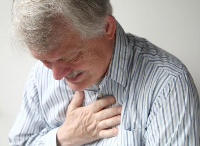 医生再次强调：肺部有结节的人，身上基本有这4个表现，千万注意