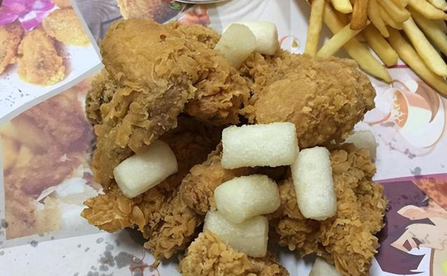 脂肪肝一个鸡蛋都不能吃？建议：不想肝硬化，4种食物尽量少吃