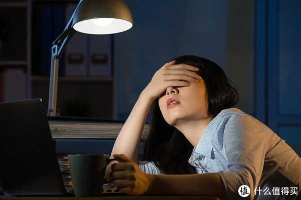 别被12点、1点骗了！真正熬夜的标准出炉，90%的人都理解错了！