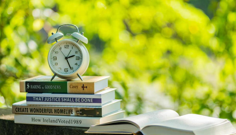 中年以后，真正聪明的人，都选择 “低配”生活，而不是“高配”