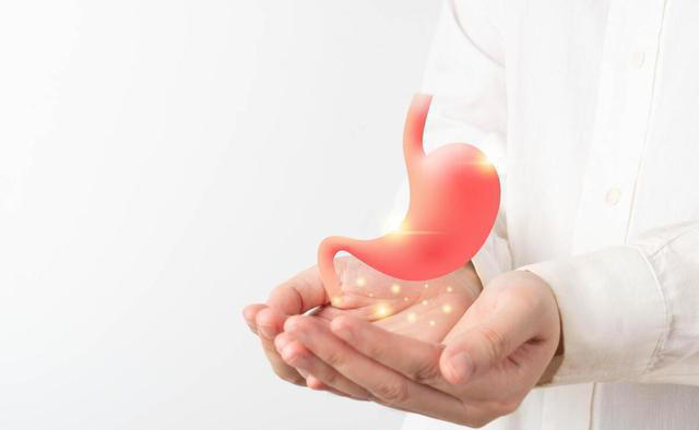 晚饭为什么不能喝汤？医生告诫：不止是汤，还有这2样食物