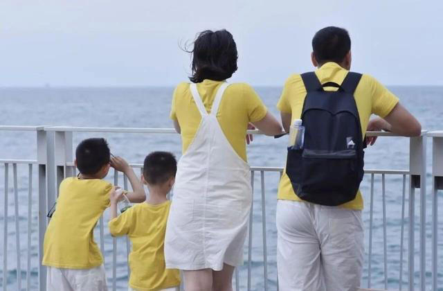 孩子“窝里横，外边怂”，大多出自这4种家庭，根源就在爸爸