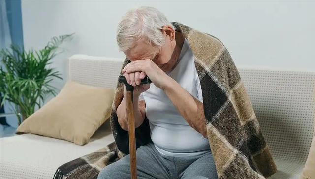 早上为什么不建议吃包子？医生：不止包子，这3类食物，也要少碰