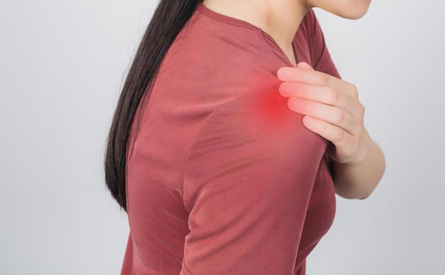 医生：心脏病最危险信号，不是嘴唇发紫，而是频繁出现这几种异常