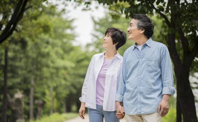 “最佳血压”是多少？医生建议：过52岁以后，血压最好控制这范围