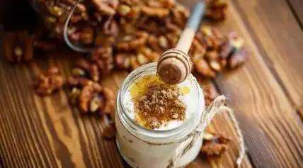 心脏与花生的关系，劝告：若想保护心脏健康，尽量少碰4种坚果