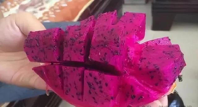 医生提醒:这5种水果晚上不能吃,越吃越伤身