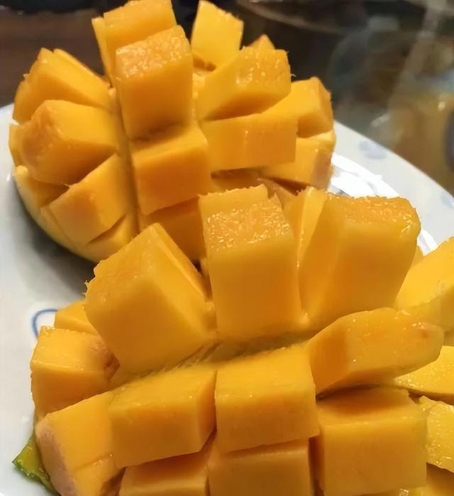 医生提醒：这5种水果晚上不能吃，越吃越伤身