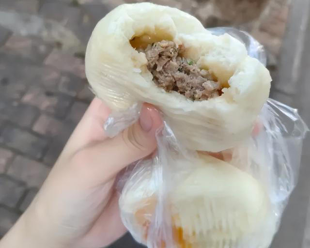 年龄越大，越不能乱吃菜！医生劝告：过了70岁，尽量避免4种减寿行为