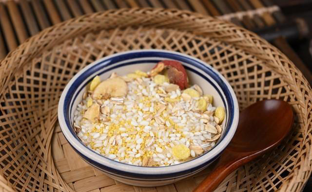 入睡难、半夜易醒、醒后难眠？做好这几步，温和改善睡眠质量