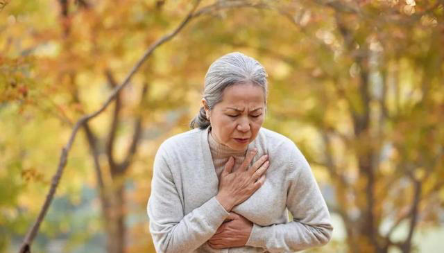 心梗发作前的这些“求救信号”，有人当小毛病扛！现在知道还不晚