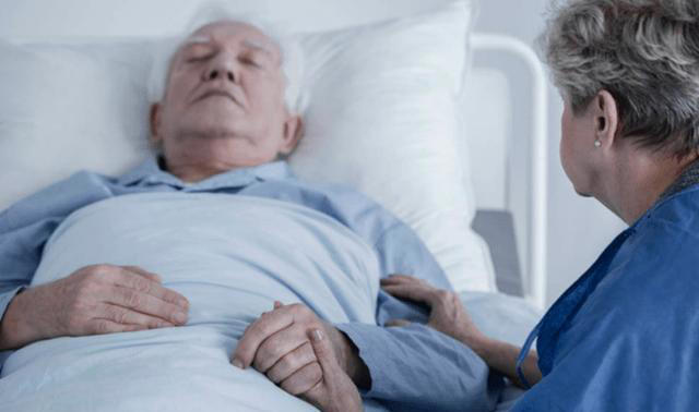 脑梗是“拖”出来的吗？医生：睡觉时若有3个症状，建议引起重视