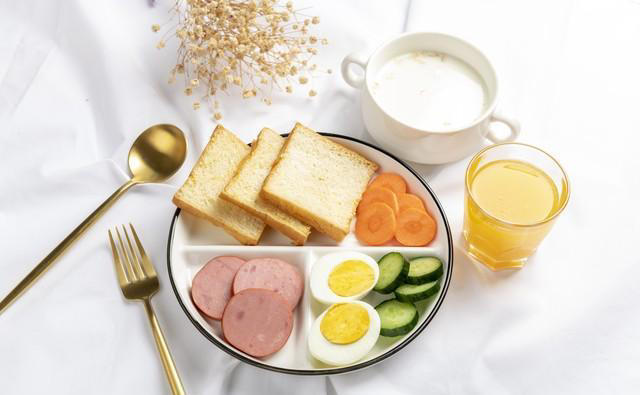 早餐不知吃什么，这样做，营养饱腹，简单又美味！