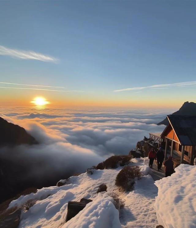 不论男女，60岁后想长寿，睡前尽量少做这4件事