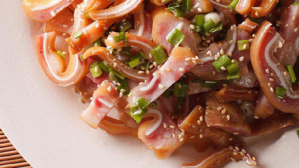 猪肉的哪些部位不能食用？猪血？猪肺？专家：这三种肉坚决不能买