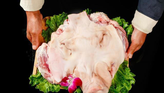 为啥中国人偏爱吃猪头肉、猪脚？很多人都不清楚，看完之后涨知识