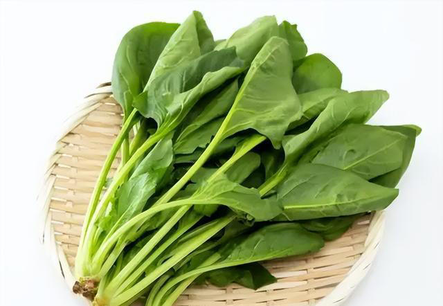 心脏最喜欢的7种食物，建议中老年人常吃，保护心脏，更健康