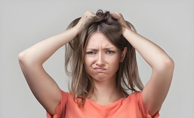 高血压去世的人越来越多？医生劝告：宁可打打牌，也别做这4事