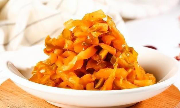 为何老一辈人常吃咸菜，却很少生病呢？医生直言：原因其实很简单