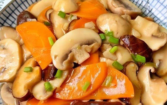 口蘑的死对头，医生提醒：二者万不可同吃，吃口蘑的禁忌要懂