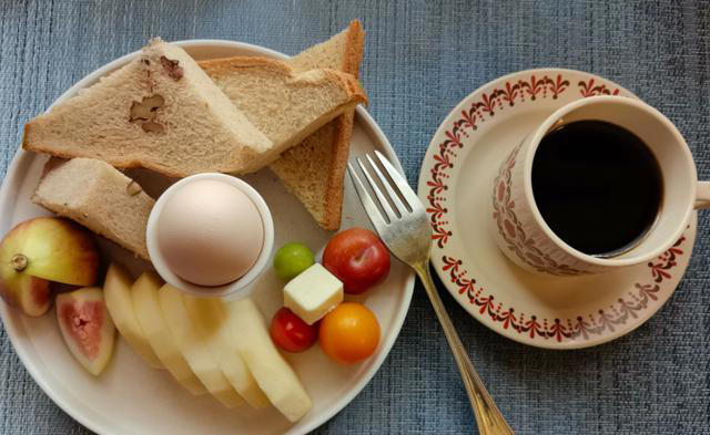 早餐应该吃什么？医生强调：鸡蛋鸡蛋鸡蛋！重要的事情说三遍