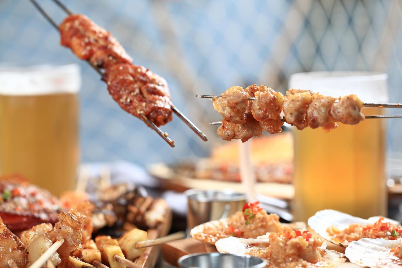 男人"糟蹋"肾的4大行为，喝酒排名垫底！看完榜首，脸都红了