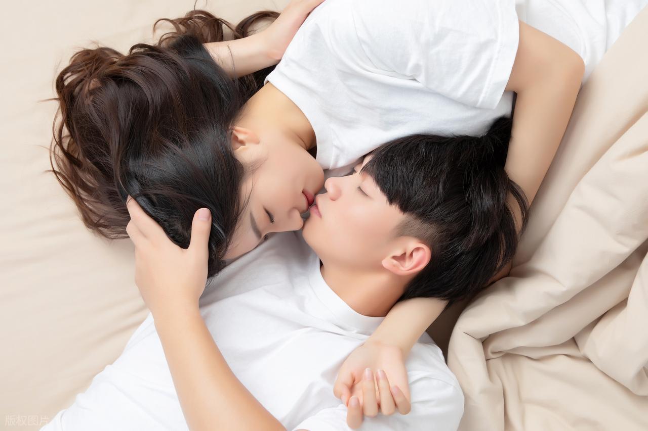 它使人体在性兴奋、性反应以及性满足的过程中产生一系列变化