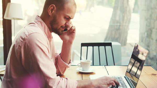 揭秘脑梗高危饭后行为：吸烟、久坐、立即洗澡、喝浓茶、情绪激动