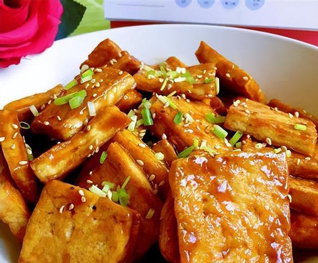 心脏决定寿命，建议中老年人多吃这几种菜，心脏健康！