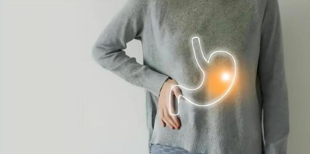 医生：胃癌最危险信号，不是恶心呕吐，而是频繁出现这3种异常