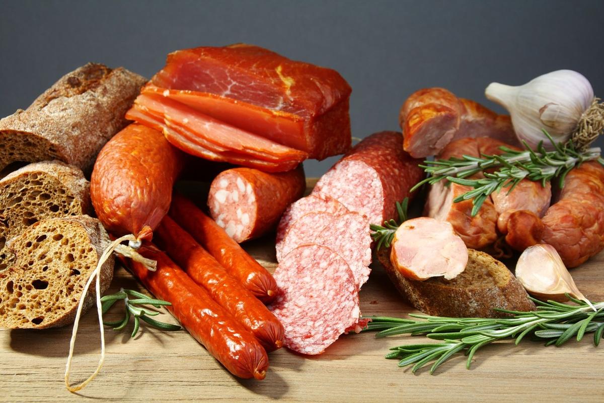 医生劝告：一旦吃上降压药，这3种食物马上戒掉，再吃有心梗风险