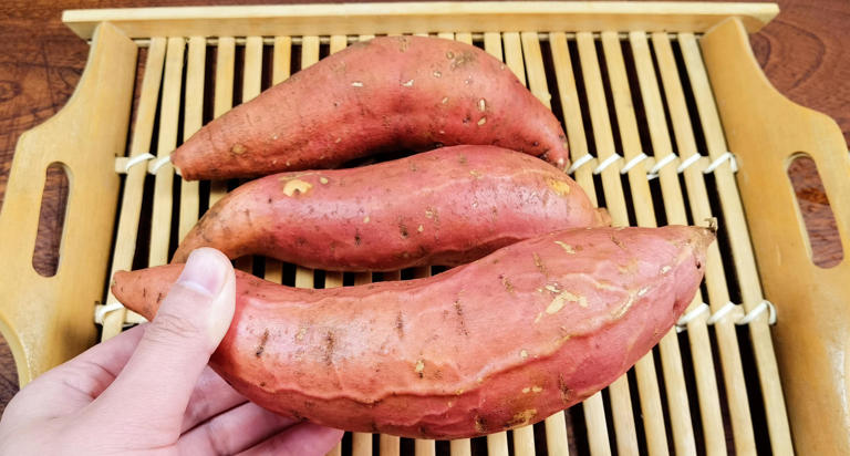 蒸红薯，最忌直接上锅蒸！教你一招，软糯香甜，比烤红薯还好吃！