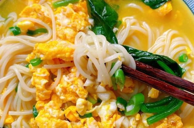 面条的6种家常做法，有荤有素，鲜香味美，劲道爽滑，简单又好做，省心省力！