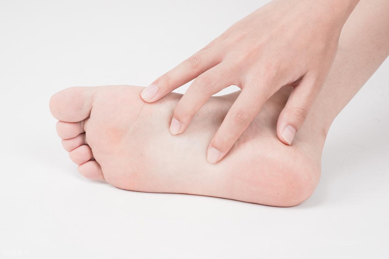 脚气患者逐年增多？医生提醒：宁可多清洁，也别做这6件事