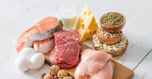 优质蛋白排行榜，牛奶倒数第一，鸡蛋倒数第二，早餐学会吃