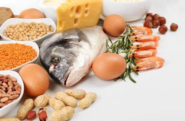 优质蛋白排行榜，牛奶倒数第一，鸡蛋倒数第二，早餐学会吃