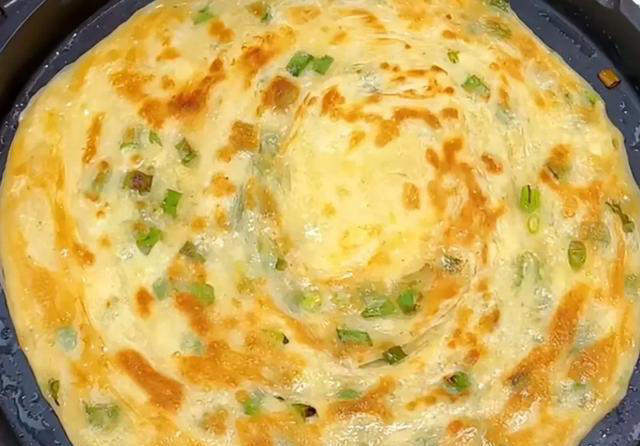 爱吃葱油饼的收藏，厨师长几十年的配方详细讲解，好吃到舔手指！