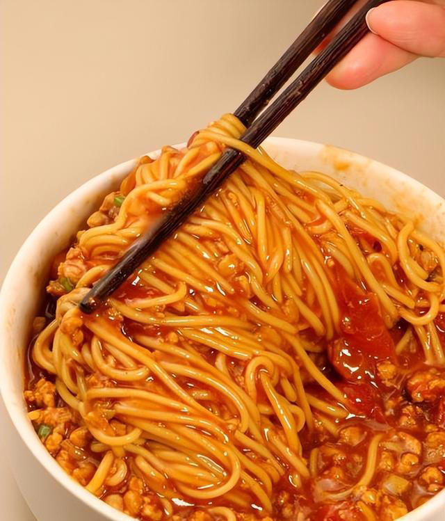 吃完大鱼大肉，这几款面食味美好消化，让你找回味觉的平衡与美好