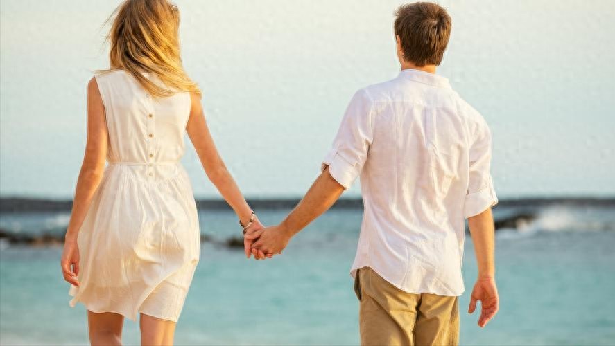 中年女性的需求，真的比男性更强烈？绝经后还能过"夫妻生活"吗